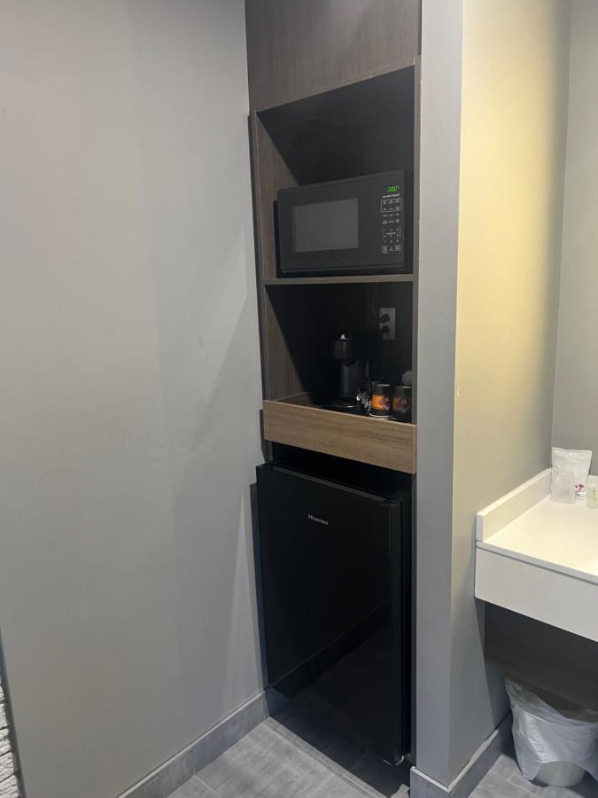 モン・ローリエ Complexe Dix80モーテル エクステリア 写真