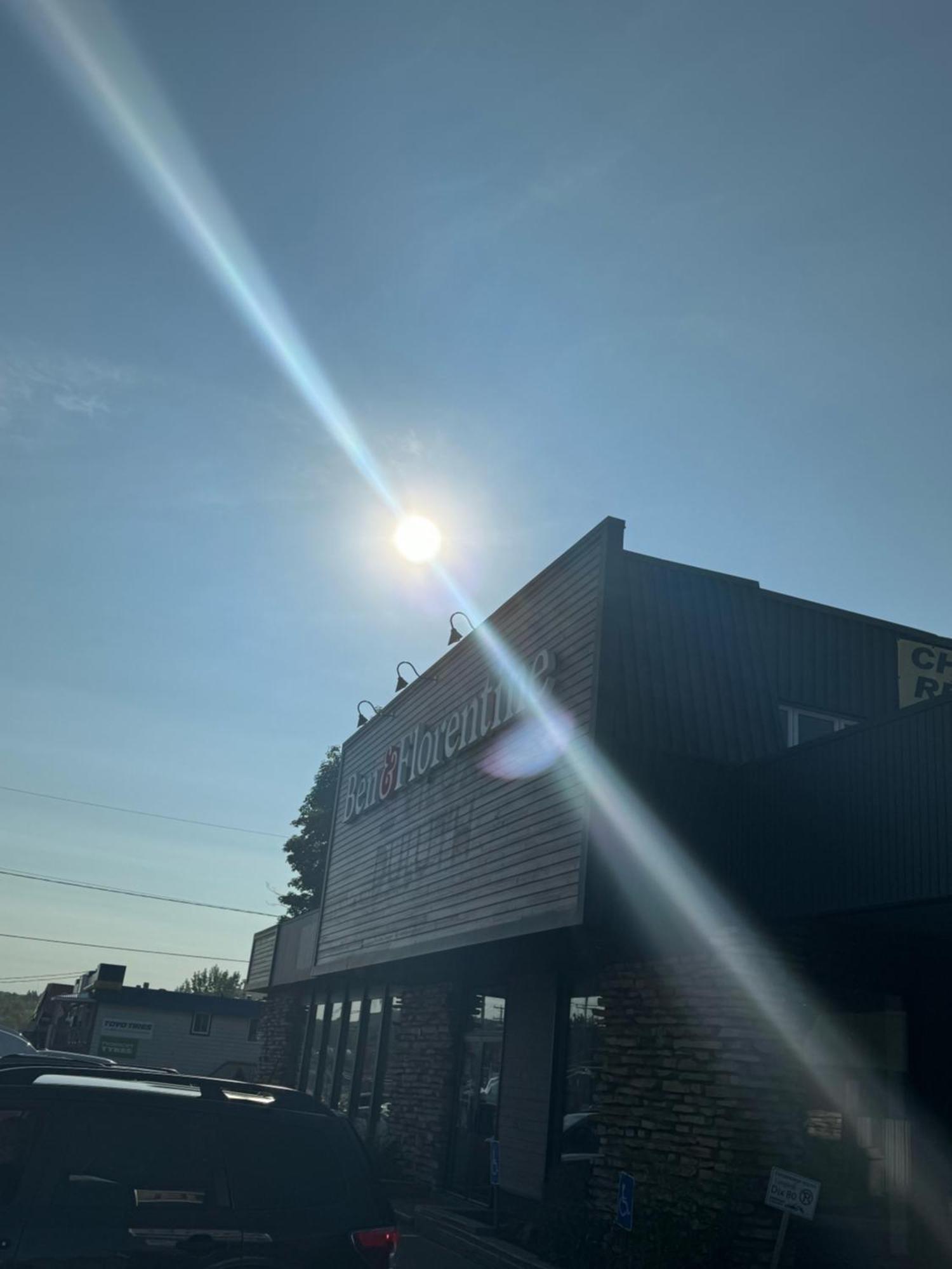 モン・ローリエ Complexe Dix80モーテル エクステリア 写真